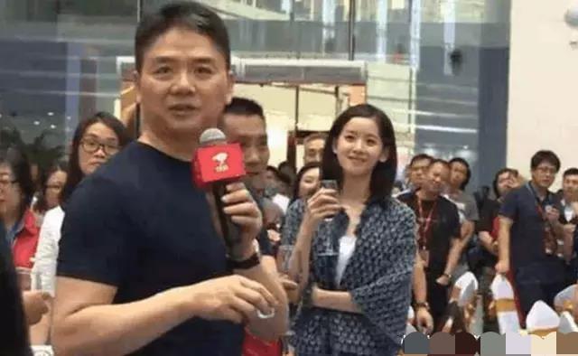 王思聪直言章泽天不长脑子，惹怒刘强东，称：要你还钱咋就怂了？