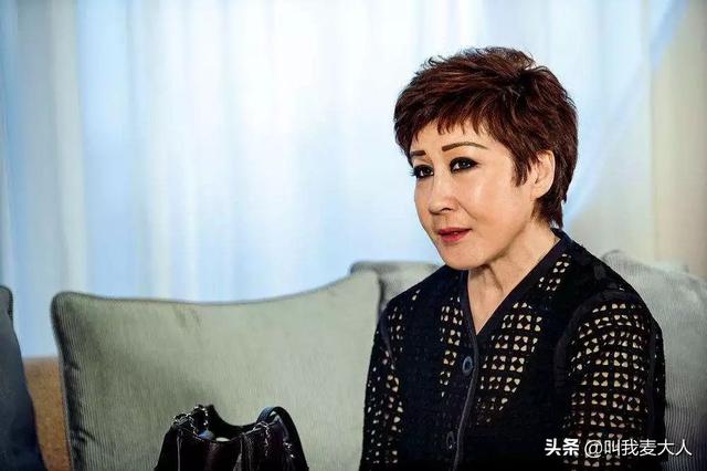 她是李小龙最后几小时见证人，后被向华强养了40年，向太却不吃醋