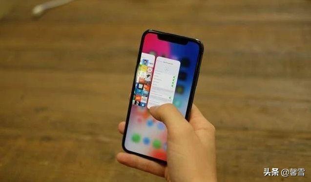 苹果史上最保值的iPhone手机，你买对了吗？果粉：还能再战三四年