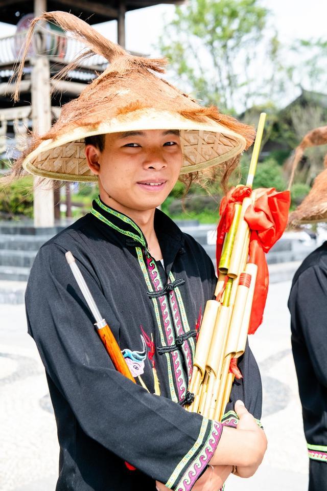 贵州旅行别再去西江了！此古寨不收门票游客超少，风景美得不像话