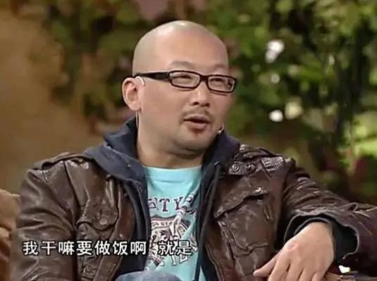 与马伊琍分手后，他另娶他人，结婚15年如今两人夫唱妇随儿女双全