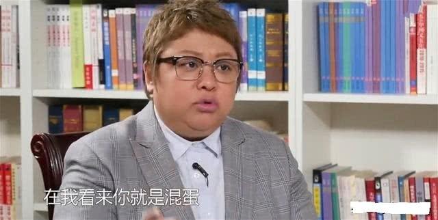 言裸捐56亿身家，两次大灾却一分不出，周润发裸捐是逗傻子玩？