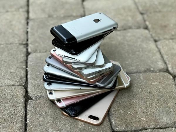 旧iPhone里藏着金矿银矿稀土矿，苹果正在用机器人变废为宝