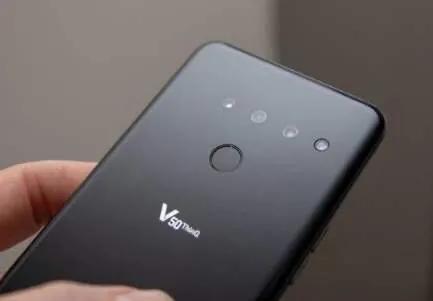 骁龙855+2K屏+5G售价2000元！二手洋垃圾LG V50值得买吗？