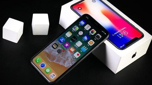 上市三年，iPhone X价格依然坚挺，但是对不起，再见