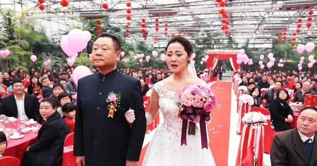 刘蓓：三段婚姻，两次失败，最终再嫁前夫，还是张若昀后妈