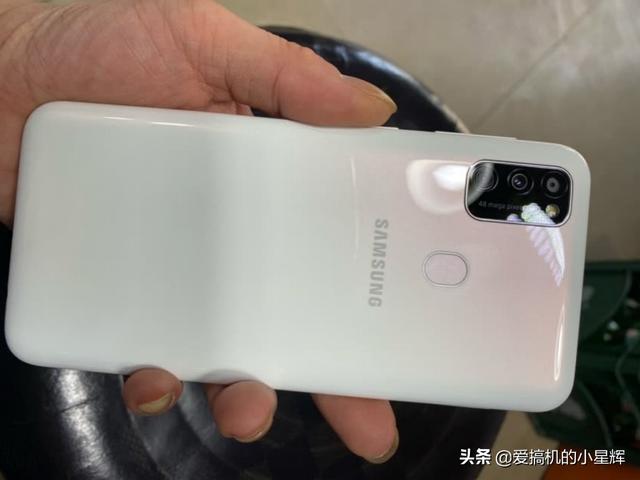 三星超长续航神机，6000毫安+128GB，上市半年不到跌至1499