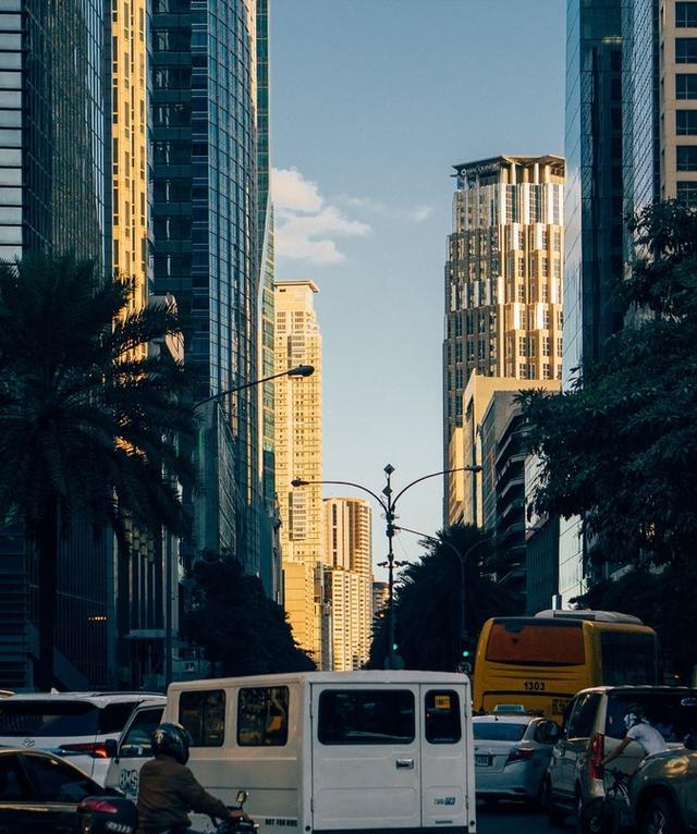 欢迎来到罪恶都市，一座充满冲突的城市