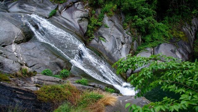 河南12个原生态旅游景点，有山有水景美人不多，全部免门票