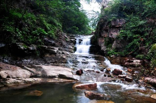 河南12个原生态旅游景点，有山有水景美人不多，全部免门票