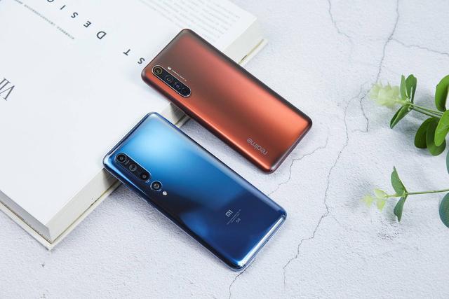 realme真我X50 Pro、小米10究竟选谁？不妨先看看这些对比