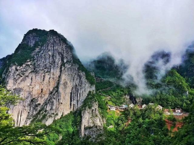 鬼斧神工，藏着秦岭奇观的奥秘，TA是这样的天竺山