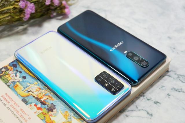 荣耀30S靠颜值再攀巅峰？对比过气旗舰机OPPO R17 Pro，旗鼓相当