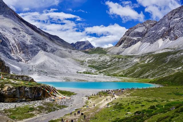 旅游景点推荐：最适合一个人旅行的美景