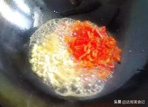 油麦菜，这8种做法，那款不是美味佳肴？大家都小瞧它了！