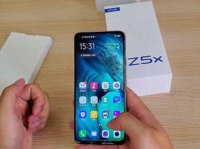 曾被称生不逢时，vivo Z5X如今再跌新低价，看来该彻底说再见了