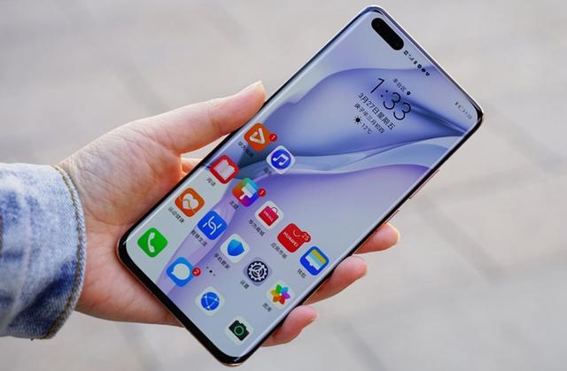 iPhoneX用户体验华为P40Pro，果粉心里委屈说不出来，华为进步大