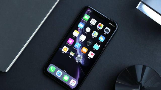 “iPhone 9”发布，这款苹果老机型降价2600，全面屏才是真香机