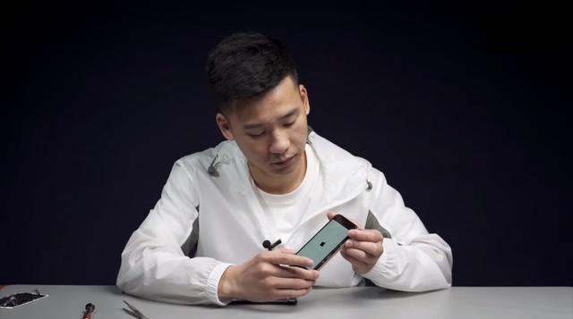 清库存实锤！iPhoneSE拆解，这不就是个iPhone8吗？