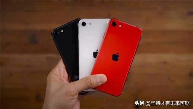 库克自信  ：苹果iPhone SE 2“完爆”任何安卓手机