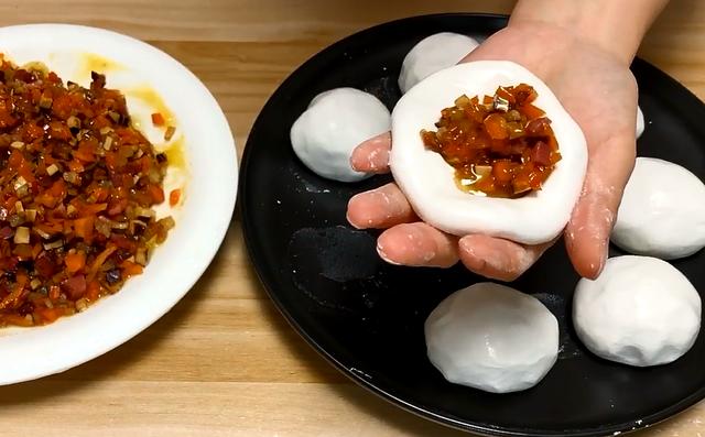 传统美食：华容团子，外酥里糯，比包子还好吃，做法配料告诉你