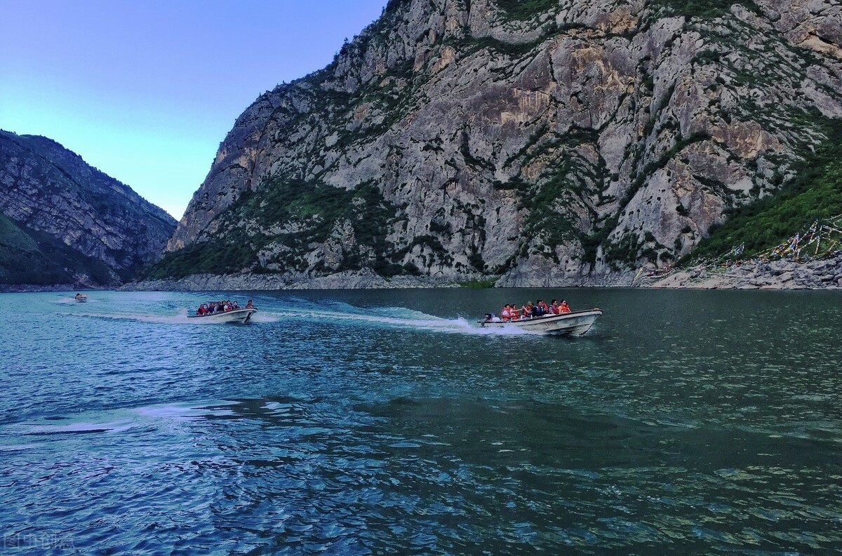 甘南旅游必去景点，甘南旅游盘点，甘南藏族自治州不能错过景点