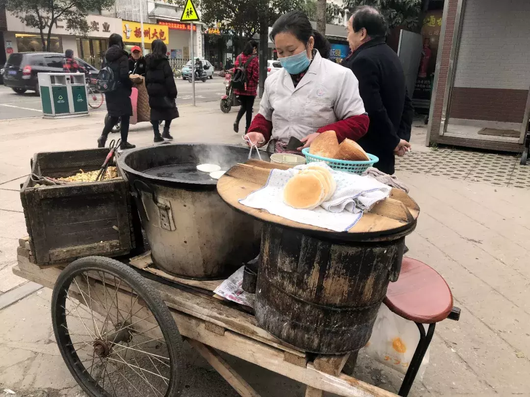 武汉这些刁角美食，真的吃一次就少一次了