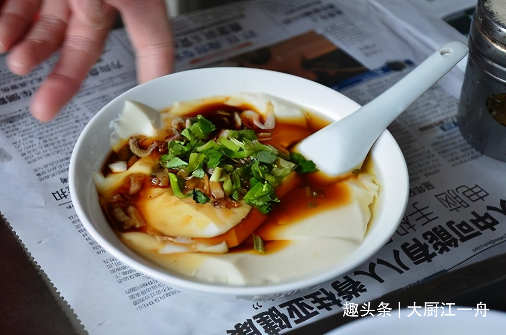 想吃豆腐脑不用出去买啦，教你在家做，不用石膏和盐卤，一学就会