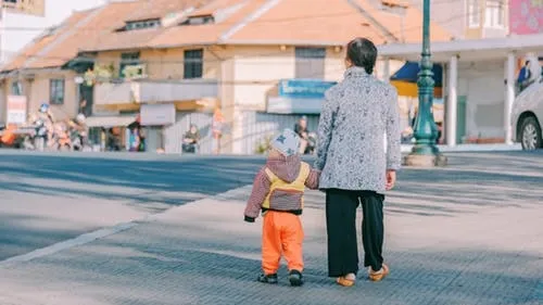 最好的家庭教育：爱孩子，更尊重孩子的妈妈