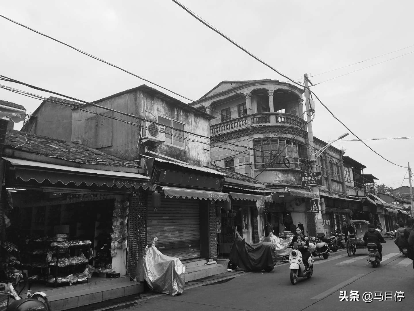 距厦门仅60分钟车程，藏着2700年古城，景点丰富且大都免费