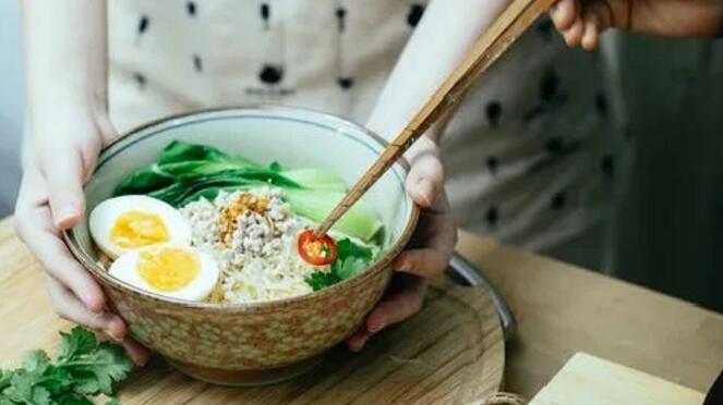 胃食管反流会有哪些症状？日常饮食更要多注意