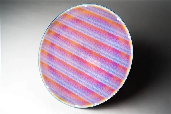 “1.8nm”工艺没有对手，传Intel芯片代工拿下联发科：2025年量产