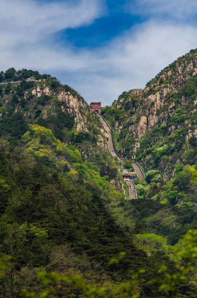 “浮世山岳录”里有哪8座山？